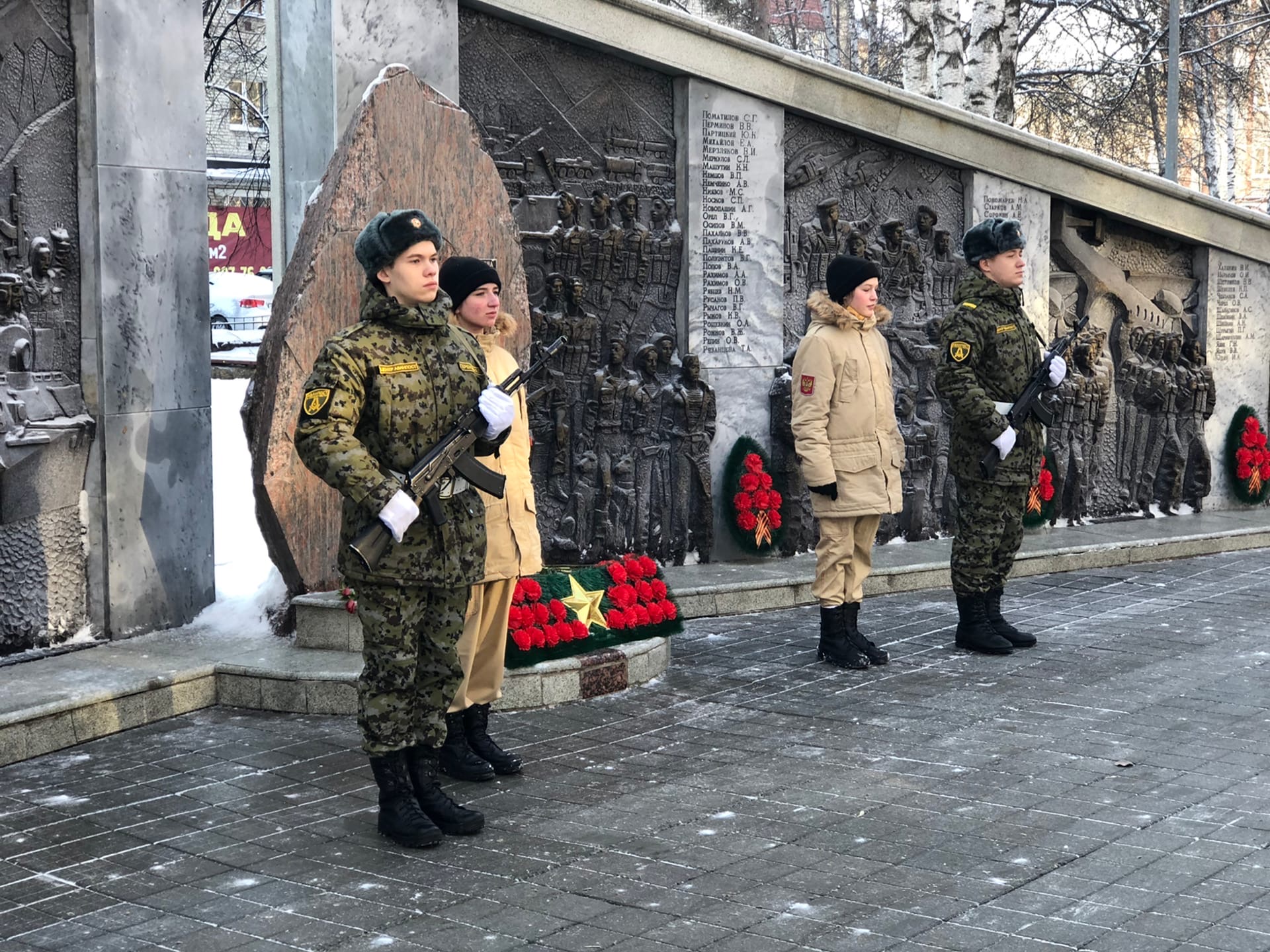 В Тюменской области прошли акции в память о воинах-интернационалистах