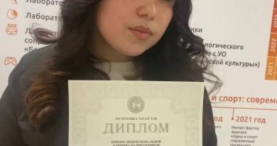 Талант и труд привели к успеху.