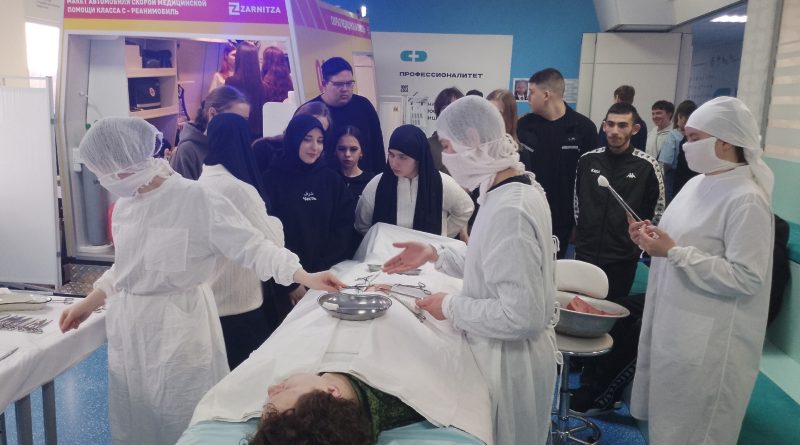 Вагайские школьники приняли участие в едином дне открытых дверей в Тобольске