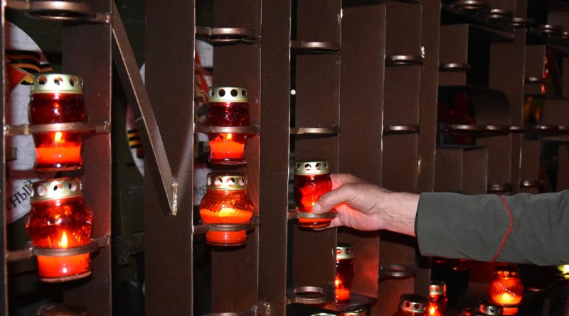 Жителям Тюменской области предлагают зажечь виртуальную свечу памяти