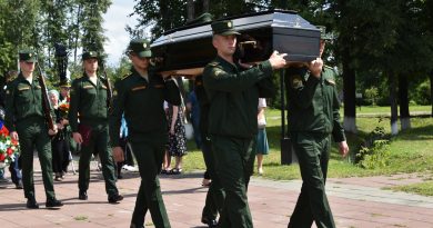 В Вагае простились с младшим лейтенантом Алексеем Александровичем Жмачинским