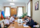 Александр Моор провёл рабочую встречу с атаманом Сибирского войскового казачьего общества Андреем Станиславовичем Тимошенко